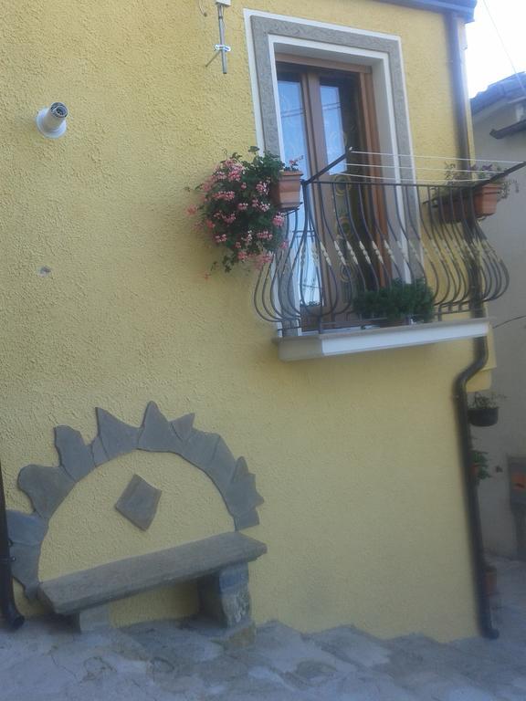 B&B L'Arabatana Pietrapertosa Εξωτερικό φωτογραφία