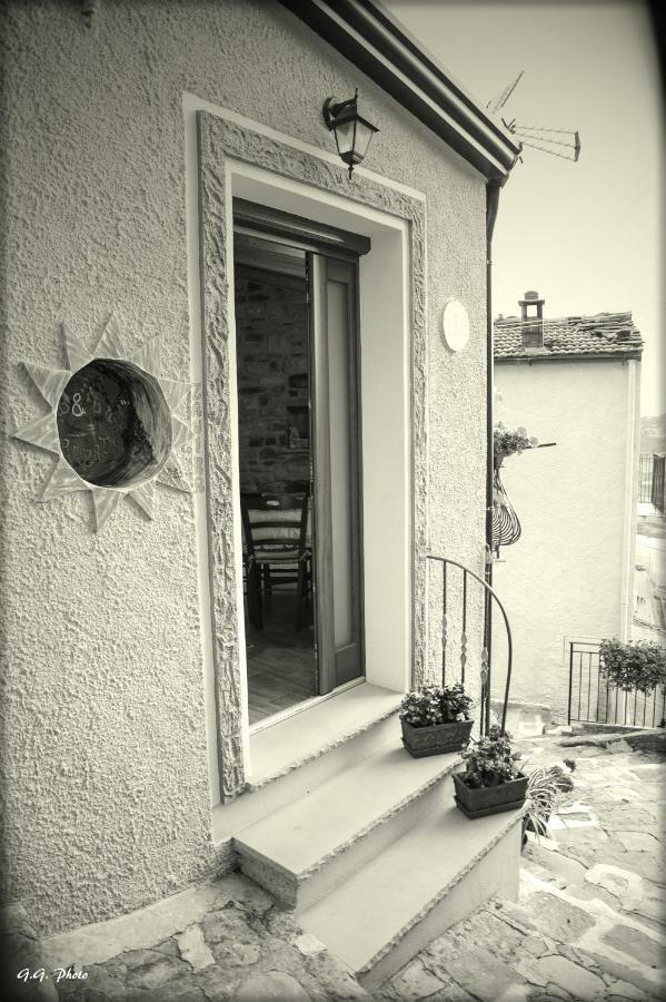 B&B L'Arabatana Pietrapertosa Εξωτερικό φωτογραφία